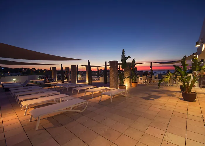 Azuline Hotel Bergantin