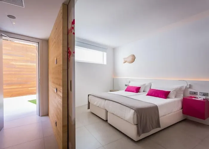 One Ibiza Suites